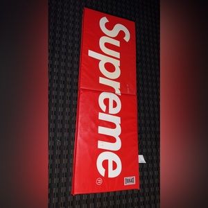 Supreme everlast mat